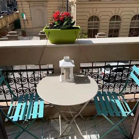 Alojamento de Acomodação e Pequeno-almoço Boheme Al Centro Di 2*